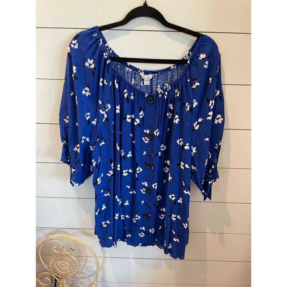 Cato's Blue Floral Peasant Button Down Top, 22/24W